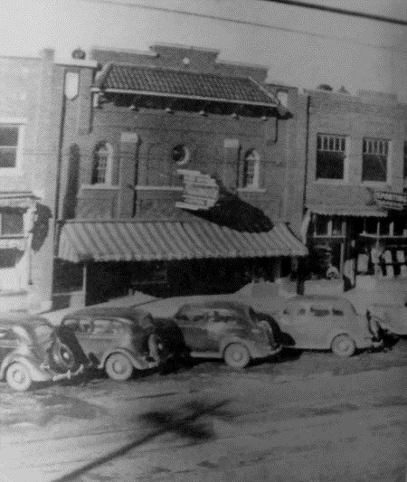 Royall Theatre - Old Pic (newer photo)